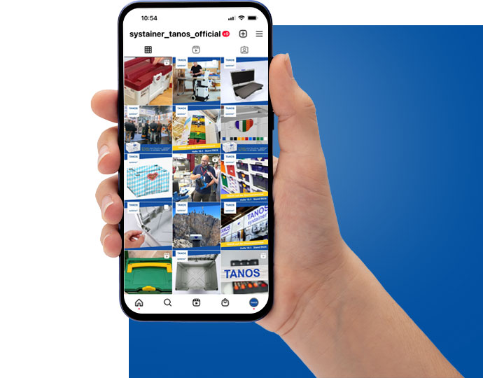 TANOS Socials auf Handy